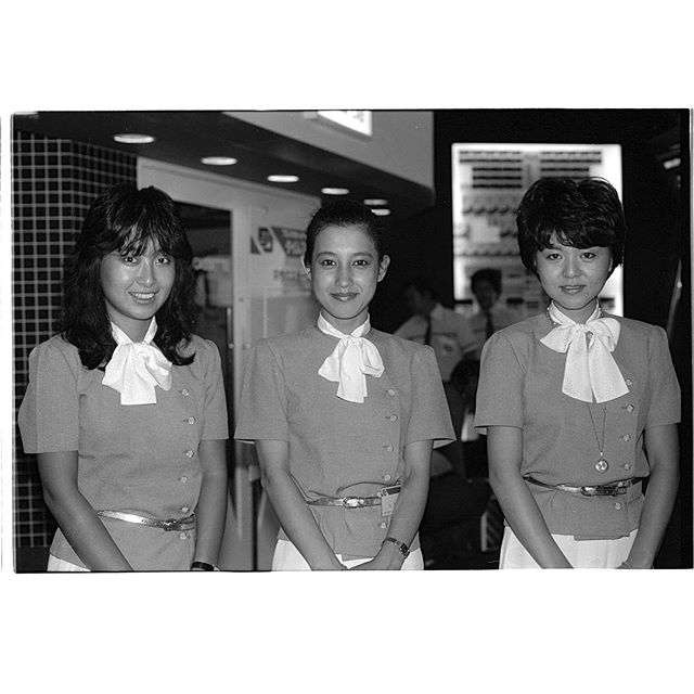 #イベントコンパニオン　これは富士フイルムのブースですね。当時オーディオカセットテープ出してた。#instagramers #instagramJapan #icu_japan #top_pointfview #team_jp_ #team_jp_モノクロ #ig_photooftheday #ig_japan #igersjp  #wu_japan #ig_nihon #Lovers_Nippon  #ig_nippon #love_nippon #ip_gallery #photoisland #Fukuoka  #ip_connect #tokyocameraclub #東京カメラ部 #ink361_asia #写真好きな人と繋がりたい #ファインダー越しの私の世界 #モノクロ　#フィルム　#neopan #オーディオフェア #晴海