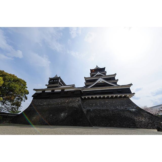 #熊本城　壊れてしまい残念です。またこの景色が見れますように願っています。#instagramers #instagramJapan #icu_japan #top_pointfview #team_jp_ #team_jp_西 #ig_photooftheday #ig_japan #igersjp  #wu_japan #ig_nihon #Lovers_Nippon  #ig_nippon #love_nippon #ip_gallery #photoisland #Fukuoka  #ip_connect #tokyocameraclub #東京カメラ部 #ink361_asia #写真好きな人と繋がりたい #ファインダー越しの私の世界