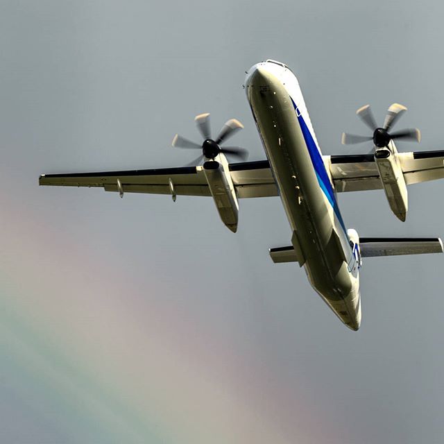 #虹　#instagramers #instagramjapan #icu_japan #top_pointfview #team_jp_ #team_jp_西 #ig_photooftheday #ig_japan #igersjp  #wu_japan #ig_nihon #lovers_nippon  #ig_nippon #love_nippon #ip_gallery #photoisland #fukuoka  #ip_connect #tokyocameraclub #東京カメラ部 #ink361_asia #写真好きな人と繋がりたい #ファインダー越しの私の世界 #航空機 #プロペラ機