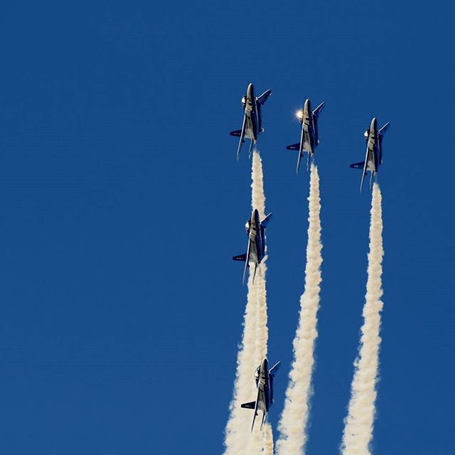 #ブルーインパルス #instagramers #instagramjapan #icu_japan #top_pointfview #team_jp_ #team_jp_西 #ig_photooftheday #ig_japan #igersjp #wu_japan #ig_nihon #lovers_nippon #ig_nippon #love_nippon #ip_gallery #photoisland #fukuoka #ip_connect #tokyocameraclub #福岡 #東京カメラ部 #ink361_asia #写真好きな人と繋がりたい #ファインダー越しの私の世界 #JASDF #航空機 #T4