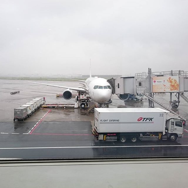 帰ります。#instagramers #instagramjapan #icu_japan #top_pointfview #team_jp_ #team_jp_西 #ig_photooftheday #ig_japan #igersjp #wu_japan #ig_nihon #lovers_nippon #ig_nippon #love_nippon #ip_gallery #photoisland #fukuoka #ip_connect #tokyocameraclub #福岡 #東京カメラ部 #ink361_asia #写真好きな人と繋がりたい #ファインダー越しの私の世界　#航空機