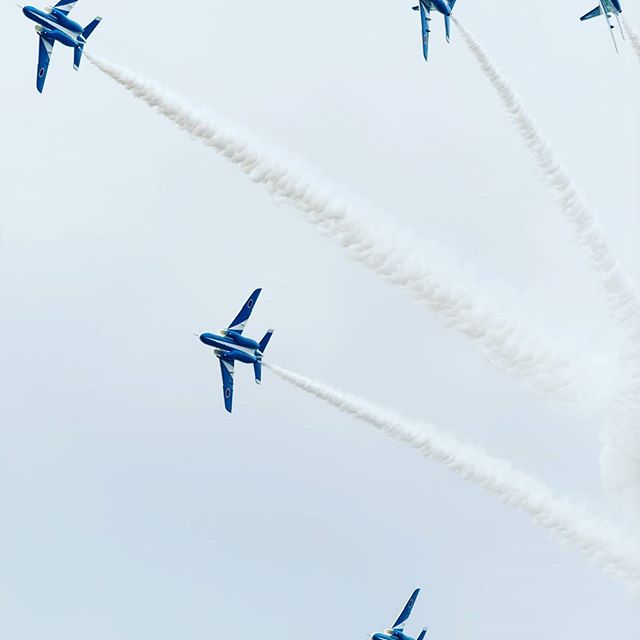 #ブルーインパルス　#instagramers #instagramjapan #icu_japan #top_pointfview #team_jp_ #team_jp_西 #ig_photooftheday #ig_japan #igersjp #wu_japan #ig_nihon #lovers_nippon #ig_nippon #love_nippon #ip_gallery #photoisland #fukuoka #ip_connect #tokyocameraclub #bestjapanpics#東京カメラ部 #ink361_asia #japan #olloclip#写真好きな人と繋がりたい#ファインダー越しの私の世界#JASDF #T4 #航空機