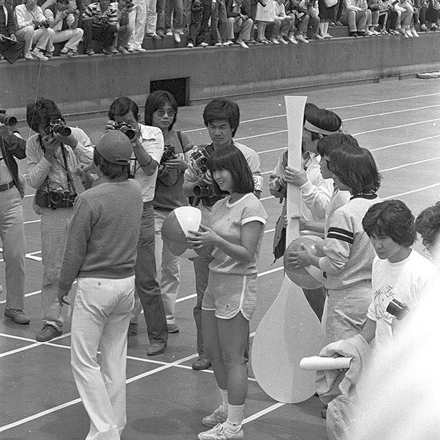 #河合奈保子 ちゃんマスコミやファンの数の多さが人気を表していますね。まだ写真技術も未熟なので思い道理に撮影できなかったことが悔やまれます。#instagramers #instagramjapan #icu_japan #top_pointfview #team_jp_ #team_jp_西 #ig_photooftheday #ig_japan #igersjp #wu_japan #ig_nihon #lovers_nippon #ig_nippon #love_nippon #ip_gallery #photoisland #fukuoka #ip_connect #tokyocameraclub #bestjapanpics#東京カメラ部 #ink361_asia #japan #olloclip#写真好きな人と繋がりたい#ファインダー越しの私の世界